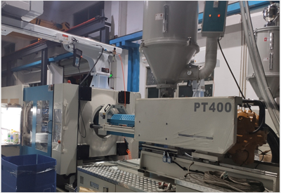 400吨全新注塑机注塑加工